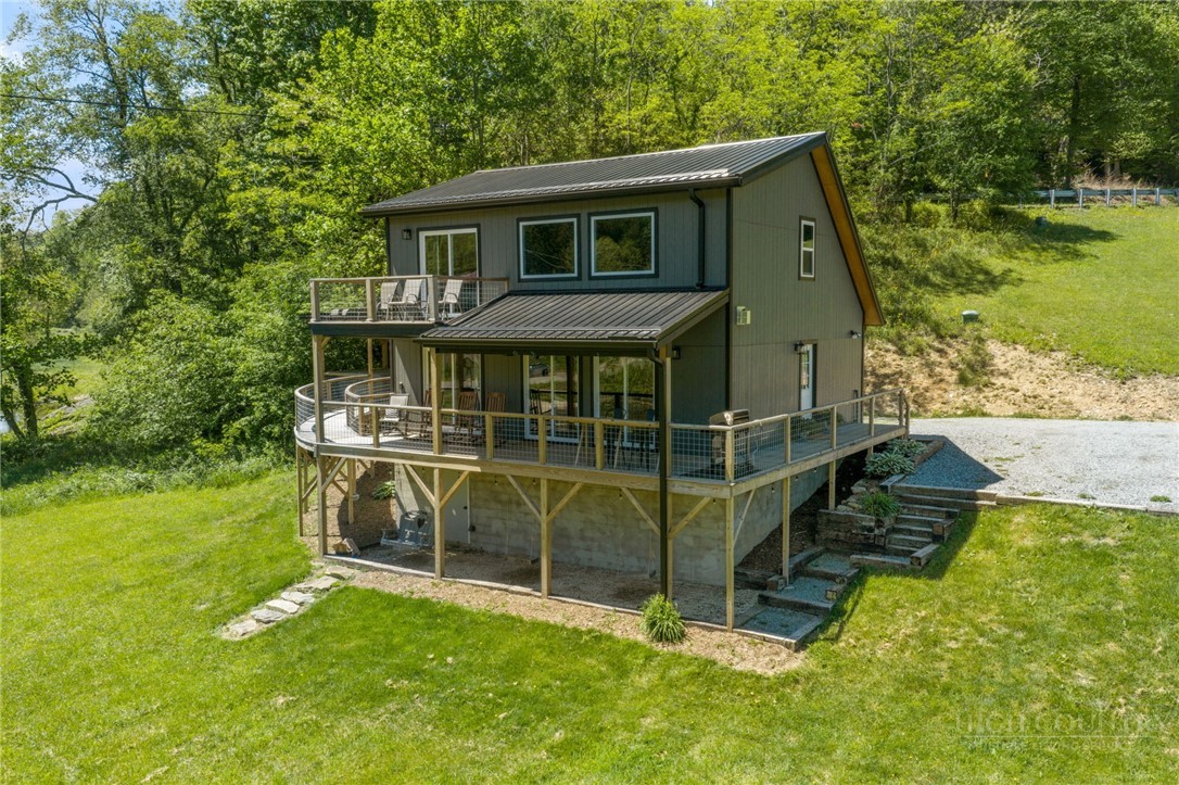 634 & 636 Watauga River Road Property Photo 2
