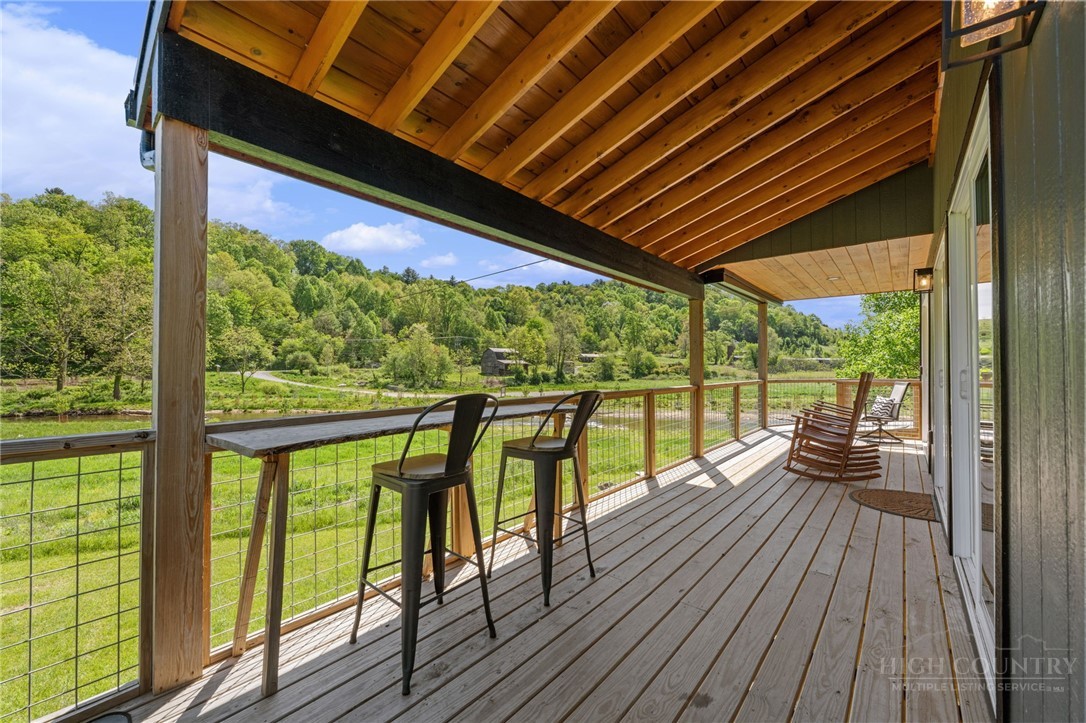 634 & 636 Watauga River Road Property Photo 45