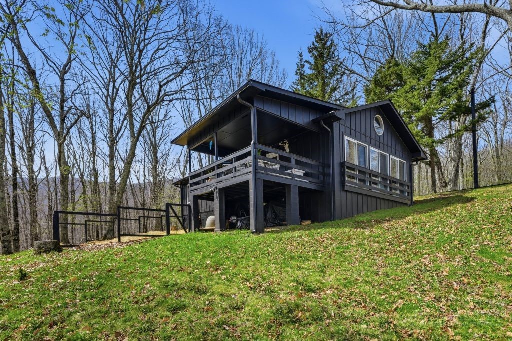 195 Log Cabin Lane Property Photo 21