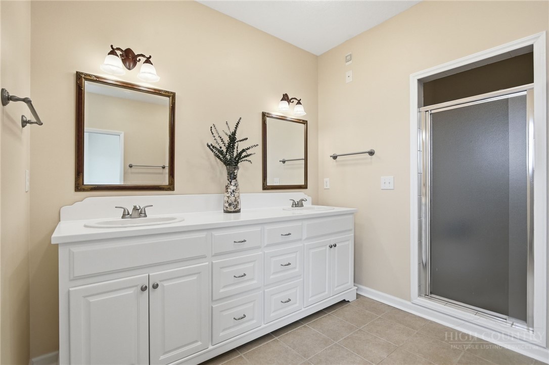 880 Algonquin Drive Property Photo 39
