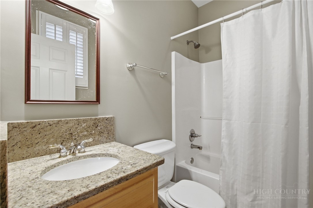 880 Algonquin Drive Property Photo 46