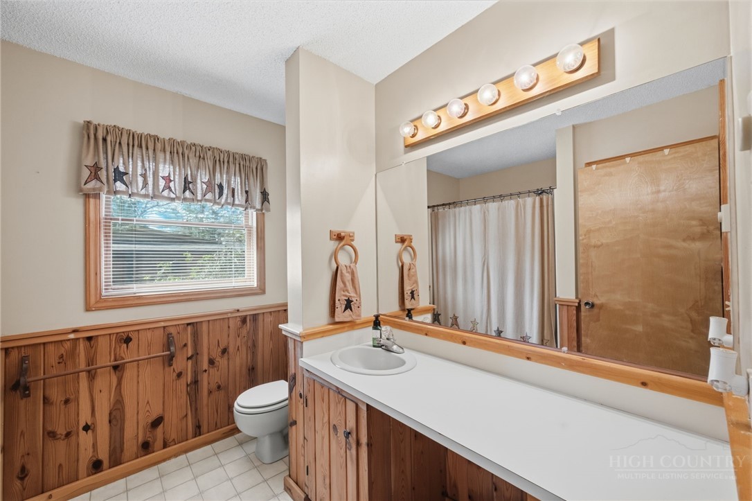 83 Pine Ridge Loop Property Photo 12