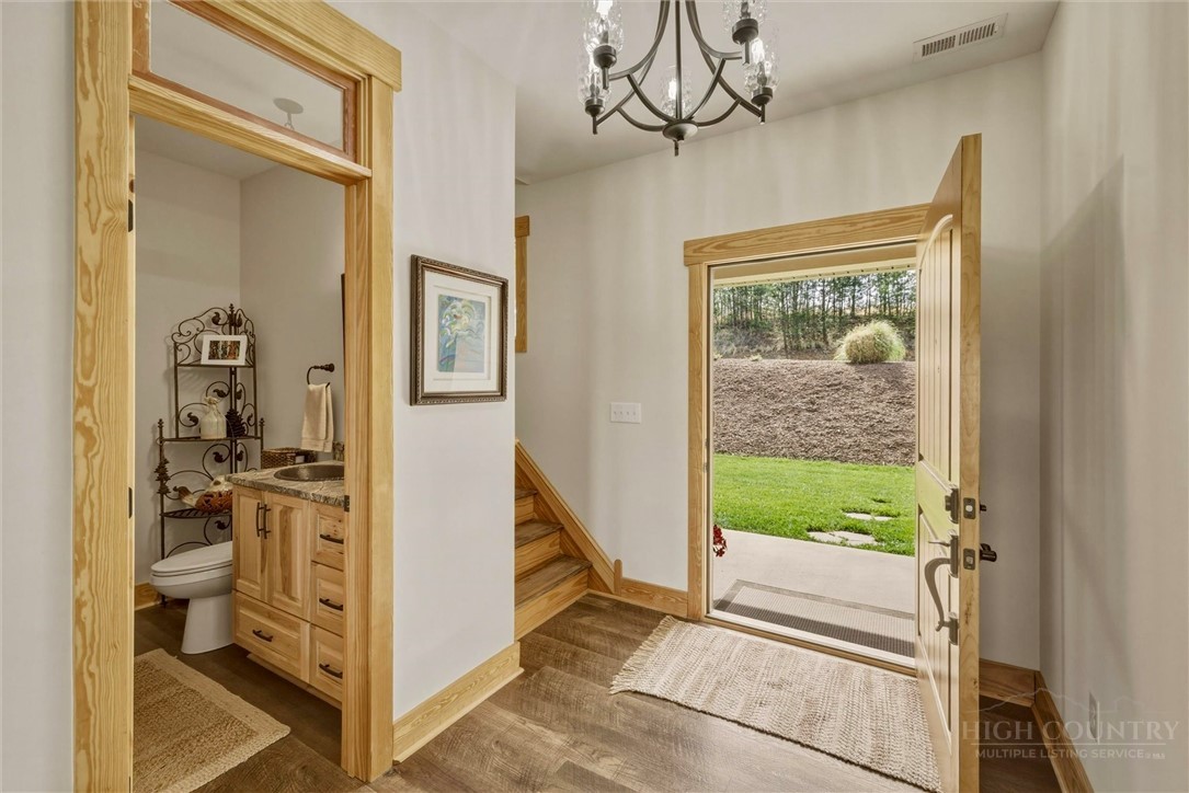 1510 High Valley Way Property Photo 20