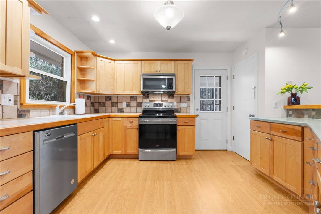 172 Park Street Property Photo 13