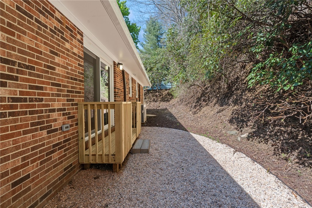 172 Park Street Property Photo 20