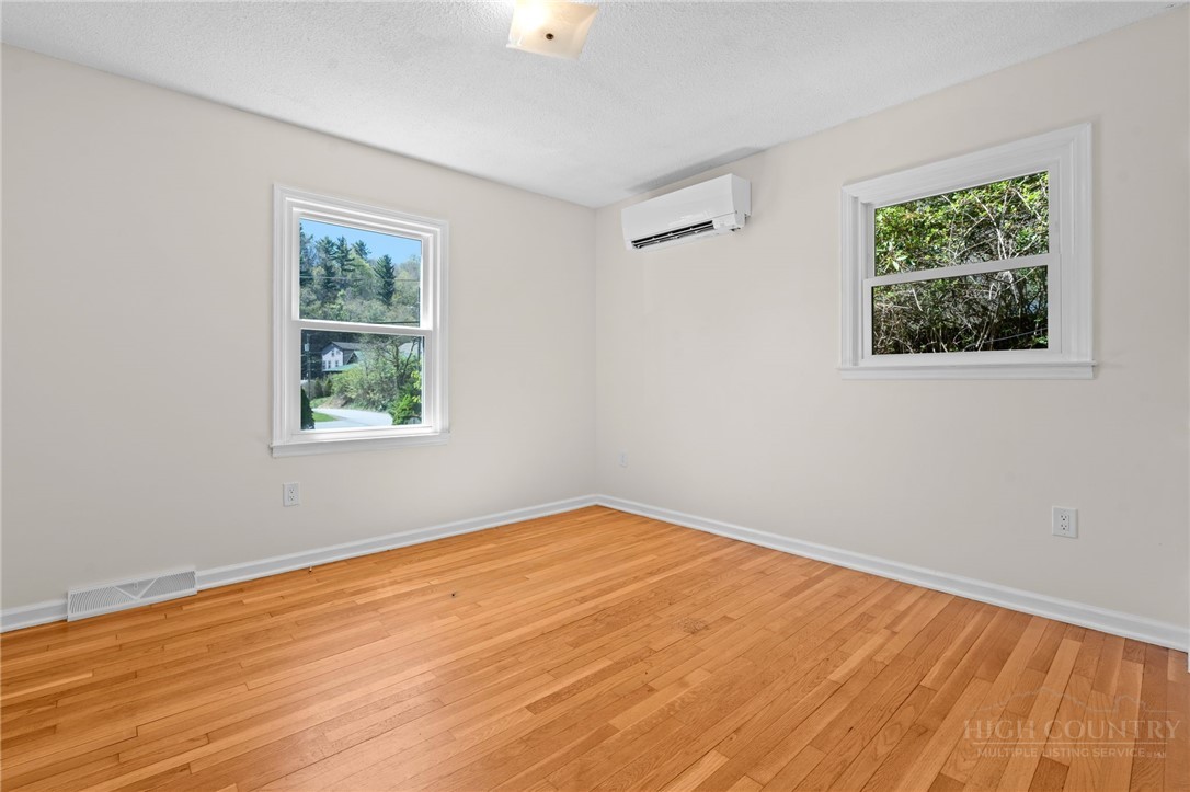 172 Park Street Property Photo 28