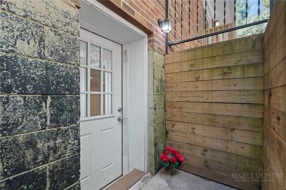 172 Park Street Property Photo 35