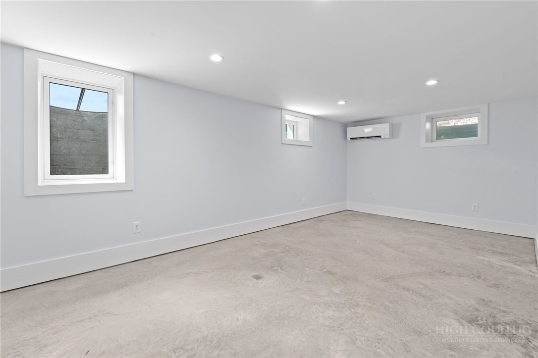 172 Park Street Property Photo 42