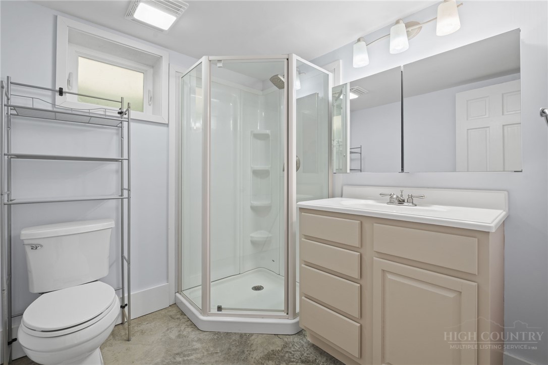 172 Park Street Property Photo 44
