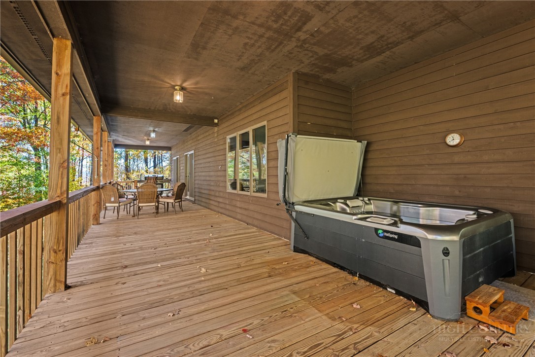 1584 Hattie Hill Road Property Photo 17
