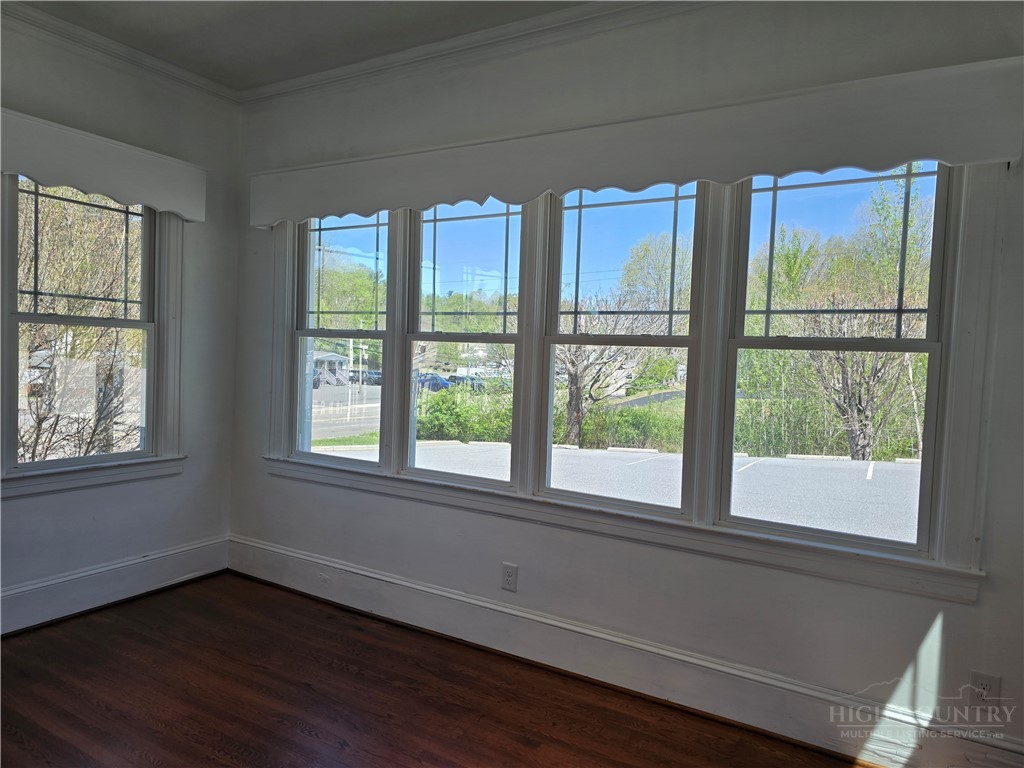 424 E Second Street Property Photo 13