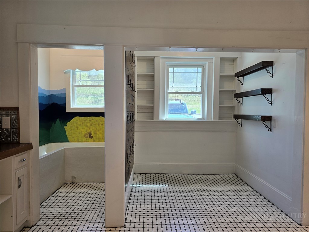 424 E Second Street Property Photo 20