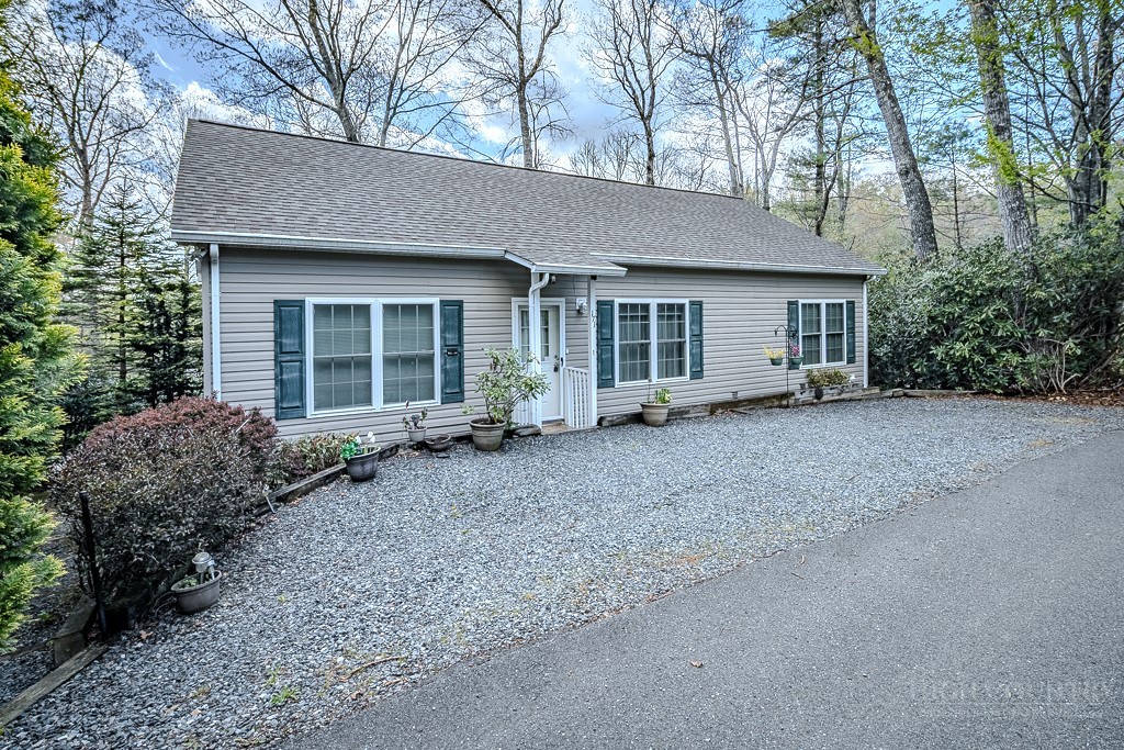 171 Elderberry Loop Property Photo 1