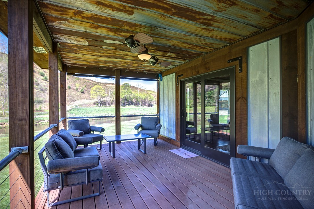 972 W Deep Ford Road Property Photo 24
