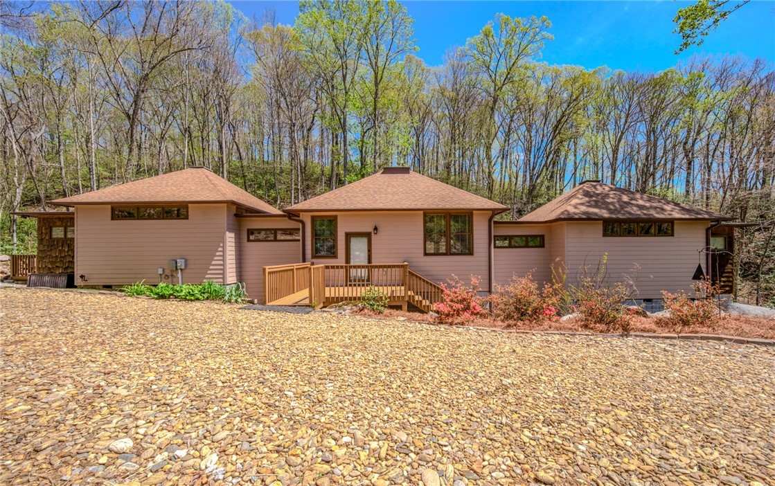 426 Cook Town Road Property Photo 5
