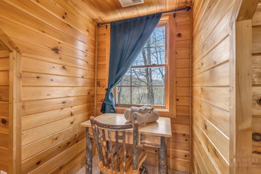 672 Cedar Trail Property Photo 24