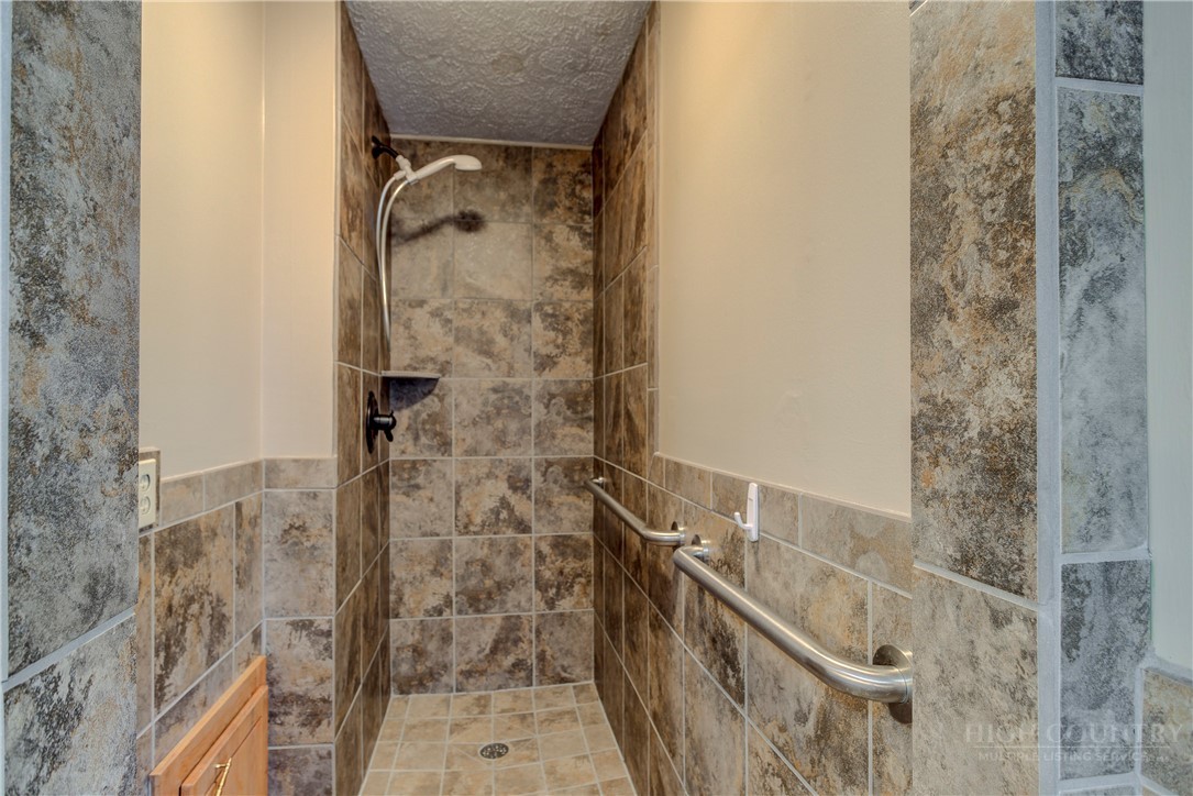 175 Sunset Drive Property Photo 29