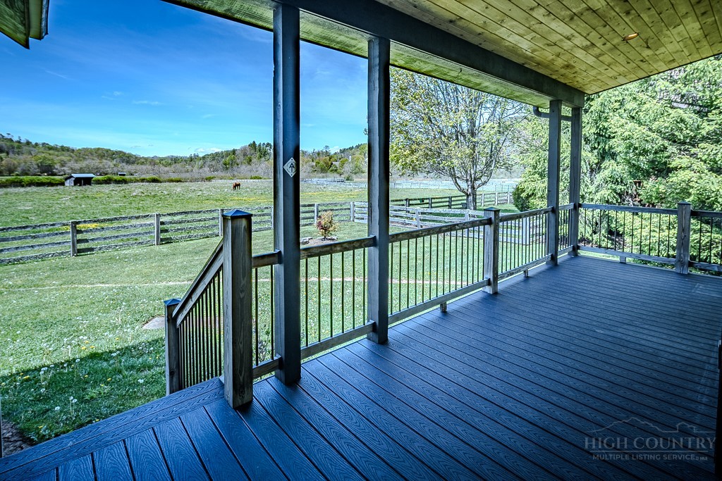 214 Pasture Lane Property Photo 43