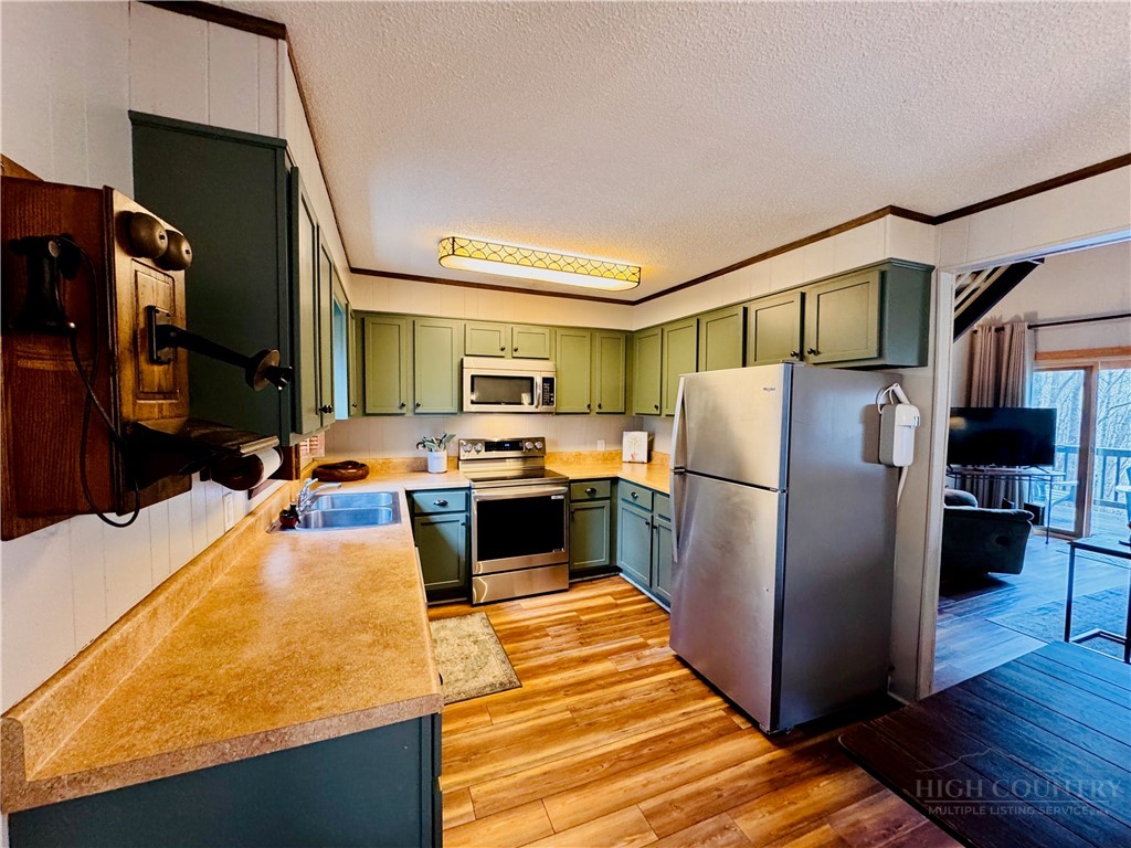 125 Lower Grouse Ridge Road Property Photo 13