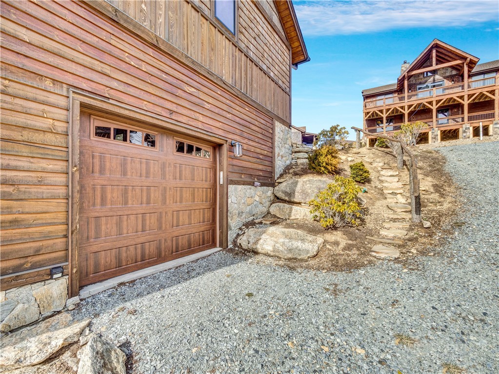 188 Camp Eagle Loop Property Photo 4