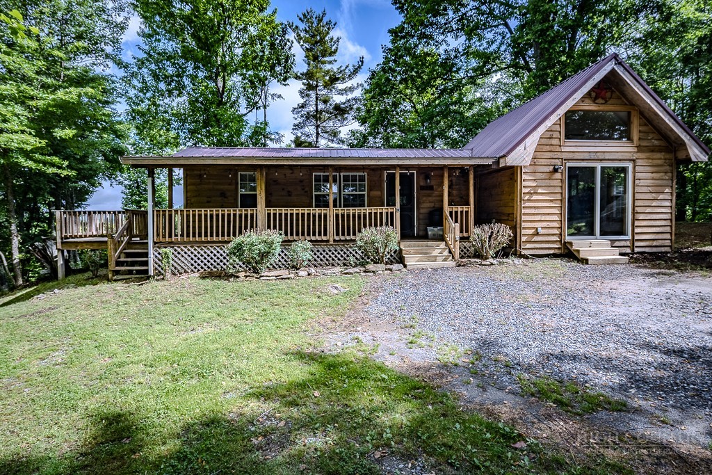 390 Fall Creek Meadows Lane Property Photo 1