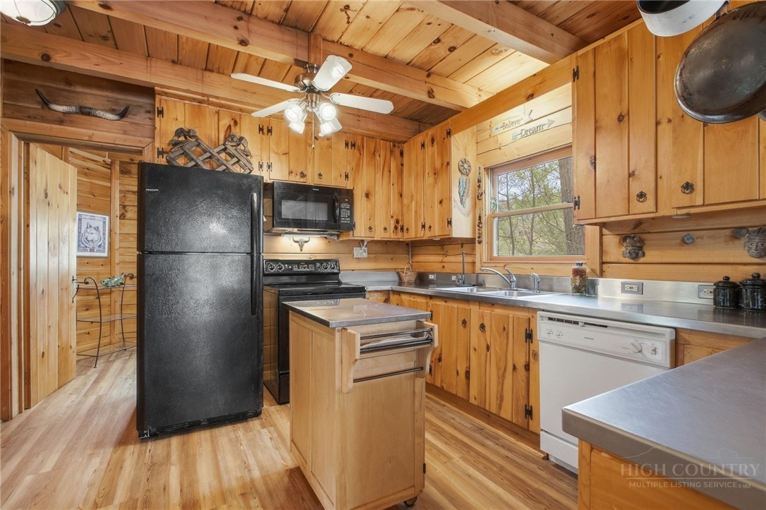 3455 Valley Drive Property Photo 22