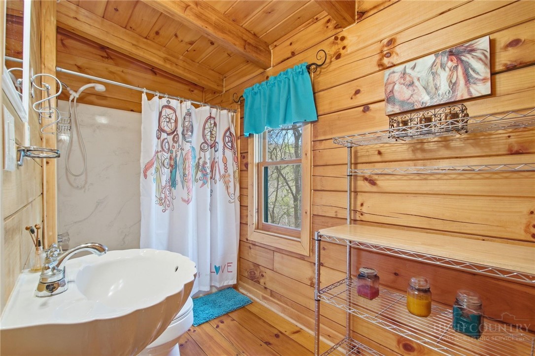 3455 Valley Drive Property Photo 27