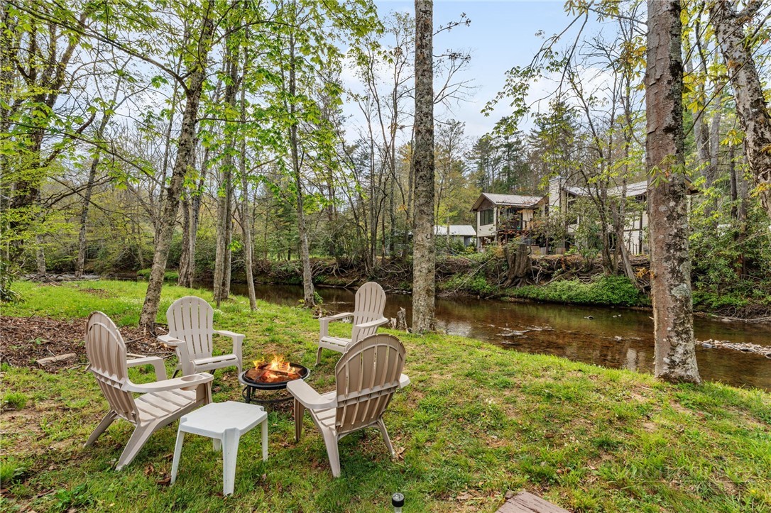 139 Golden Rod Loop Property Photo 2