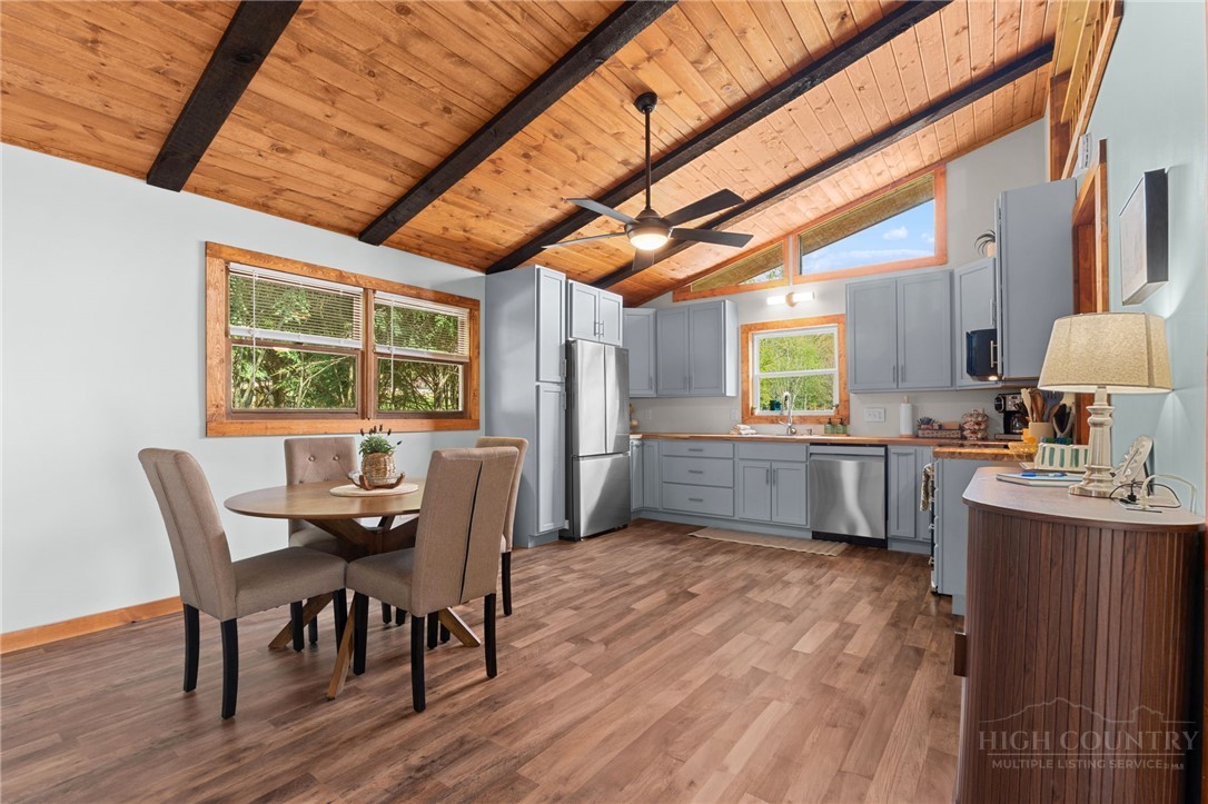 139 Golden Rod Loop Property Photo 9