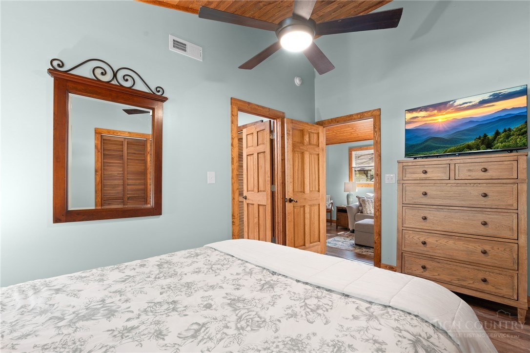 139 Golden Rod Loop Property Photo 17