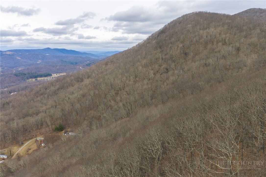 000 Tater Hill Road Property Photo 12
