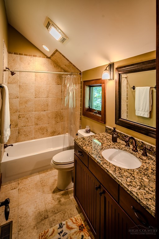 485 Woodlake Loop Road Property Photo 31