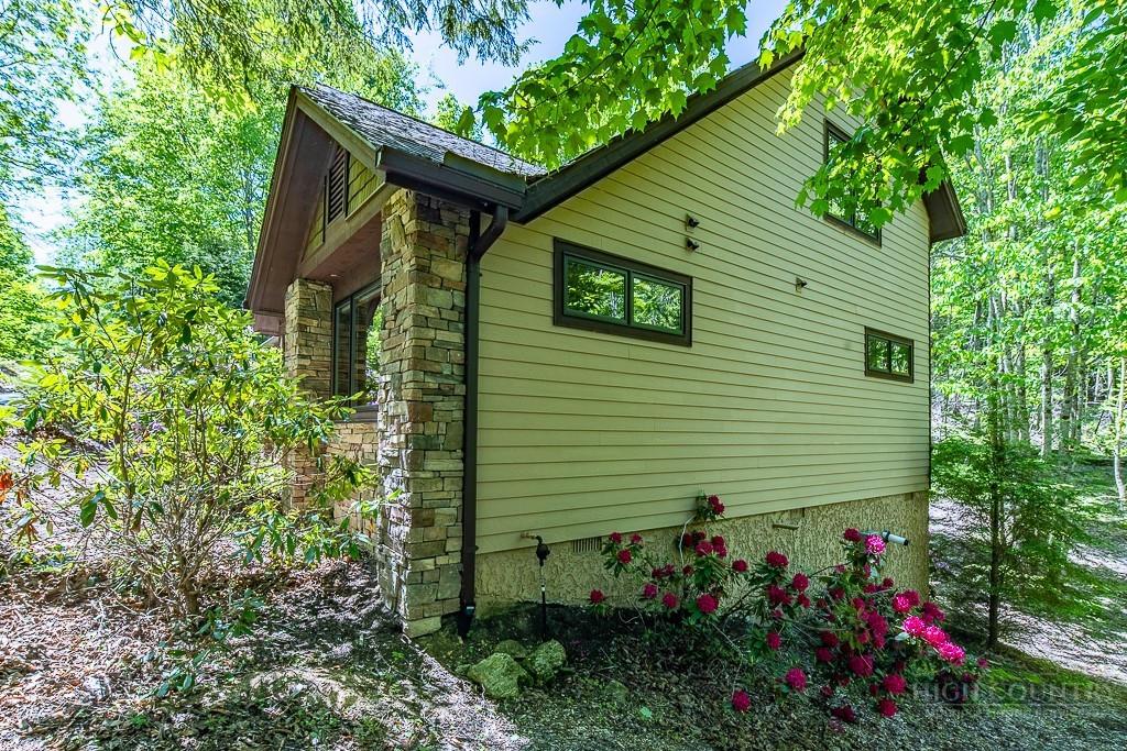 485 Woodlake Loop Road Property Photo 32
