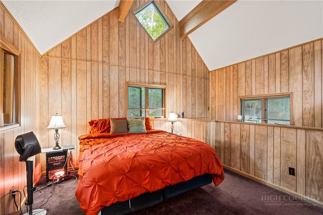 203 Shagbark Road Property Photo 9