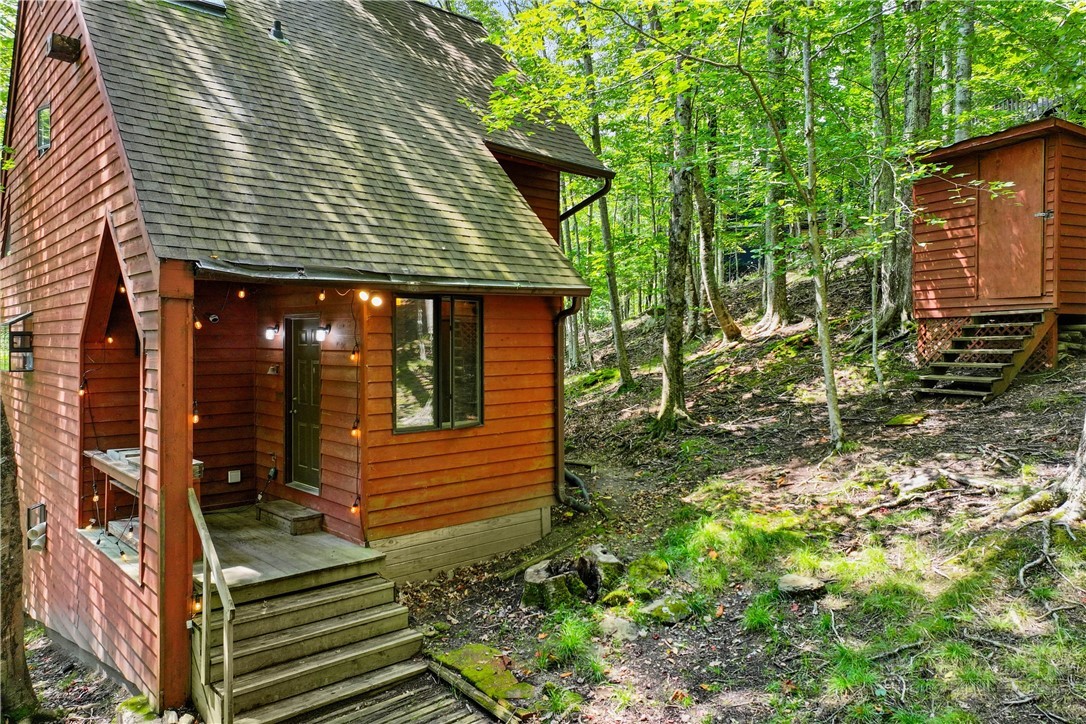 203 Shagbark Road Property Photo 17