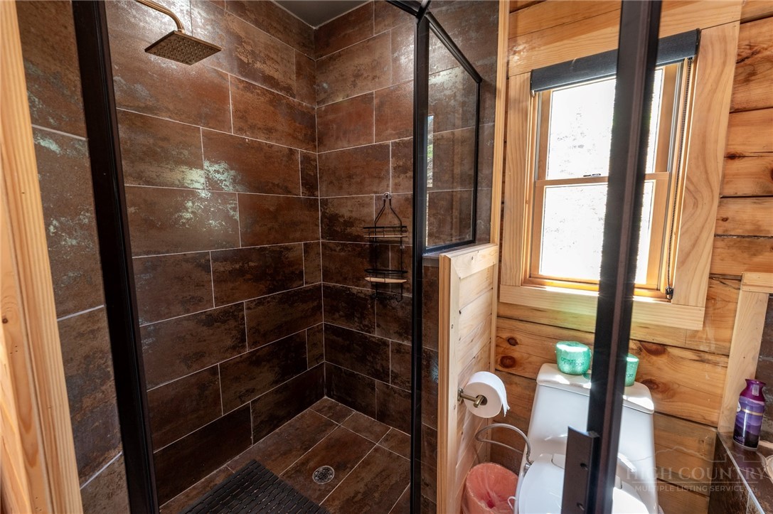 1358 Sugar Mountain Drive Property Photo 28