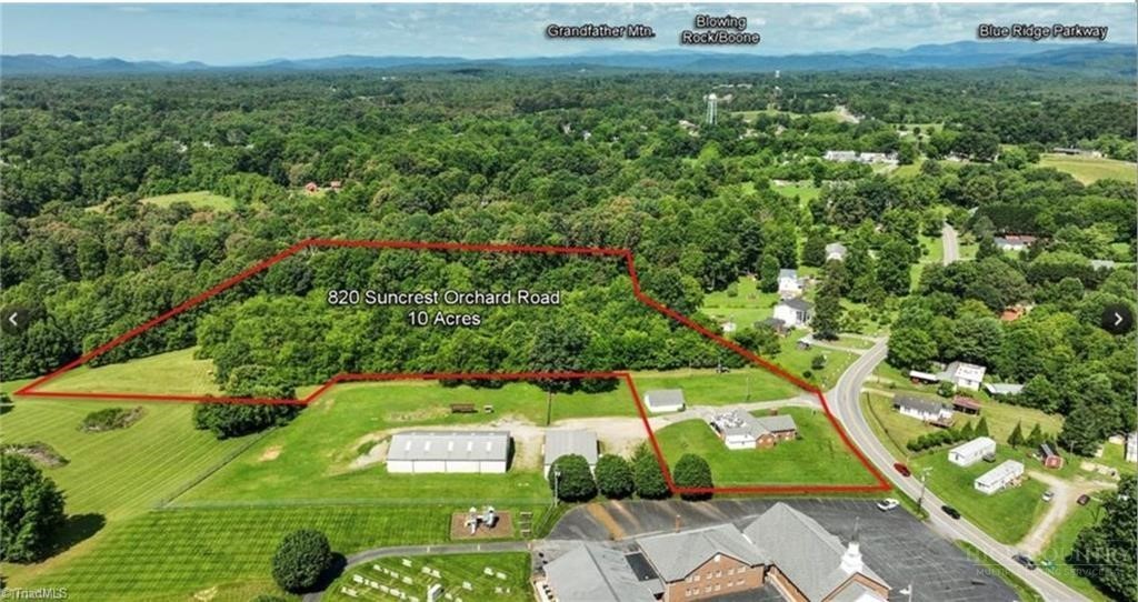 820 Suncrest Orchard Road Property Photo 1