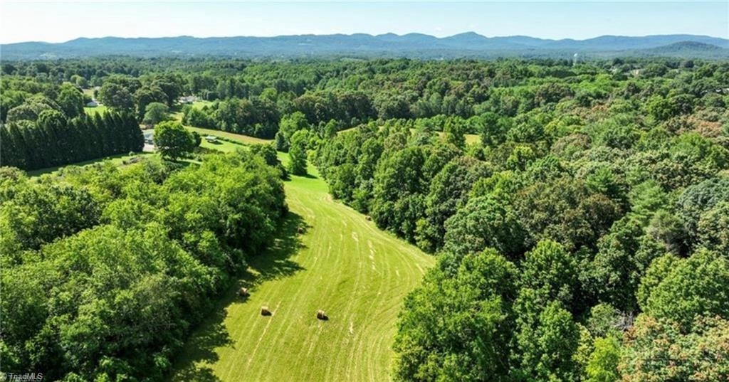 820 Suncrest Orchard Road Property Photo 31