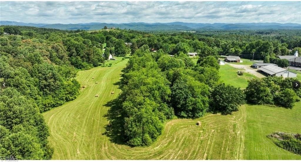 820 Suncrest Orchard Road Property Photo 32
