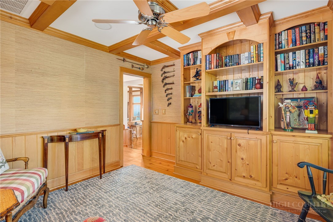 206 Twin Springs Road Property Photo 12