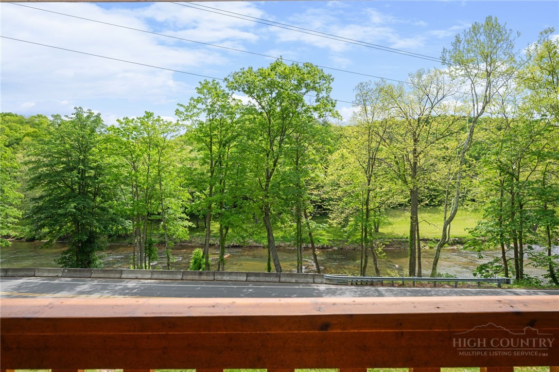 613 Silas Creek Road Property Photo 5