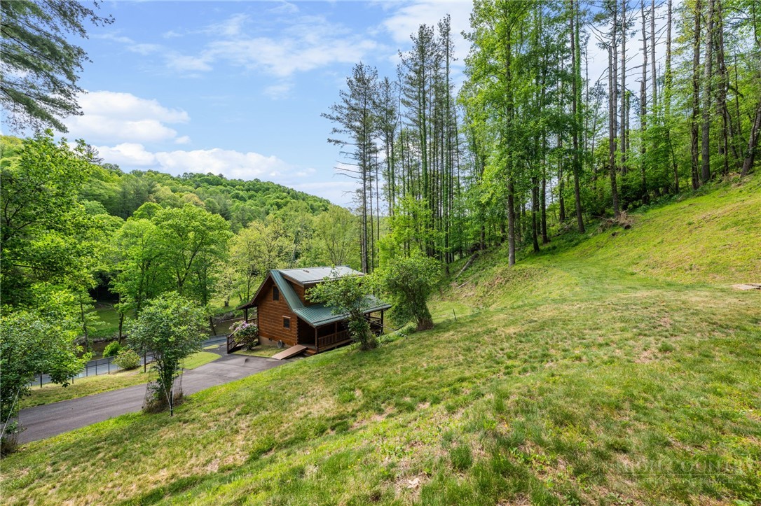 613 Silas Creek Road Property Photo 8
