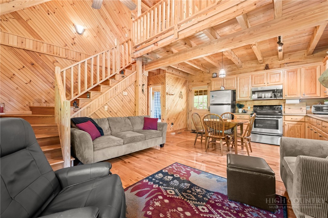 613 Silas Creek Road Property Photo 17