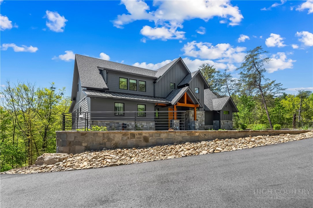 1503 Black Forest Drive Property Photo 4