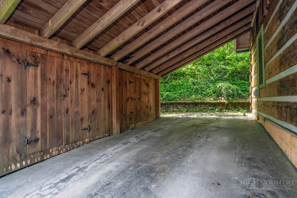 110 Forest Run Property Photo 3