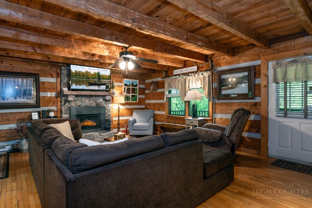 110 Forest Run Property Photo 9
