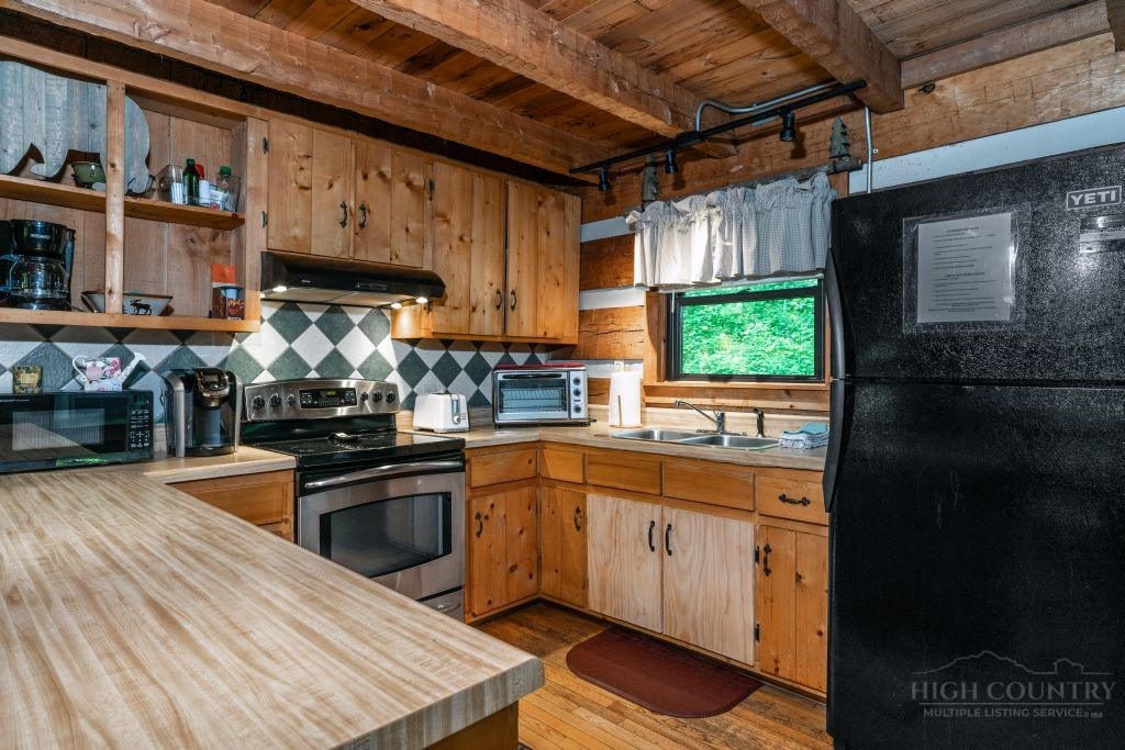 110 Forest Run Property Photo 11