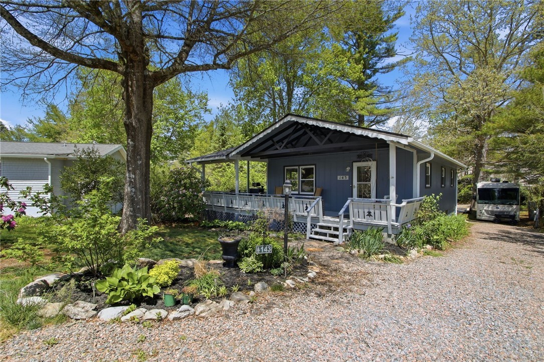 143 Snowshoe Loop Property Photo 2