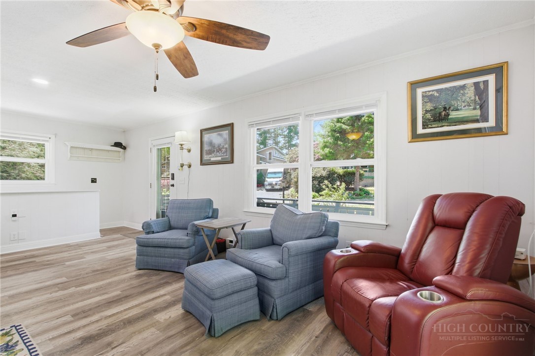 143 Snowshoe Loop Property Photo 10