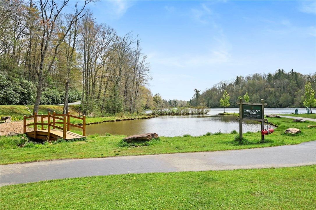 143 Snowshoe Loop Property Photo 43